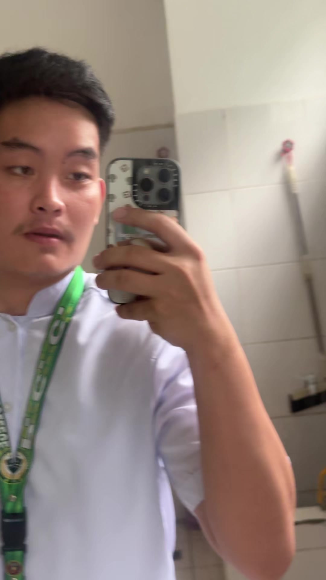 @๐๐ ๐ข