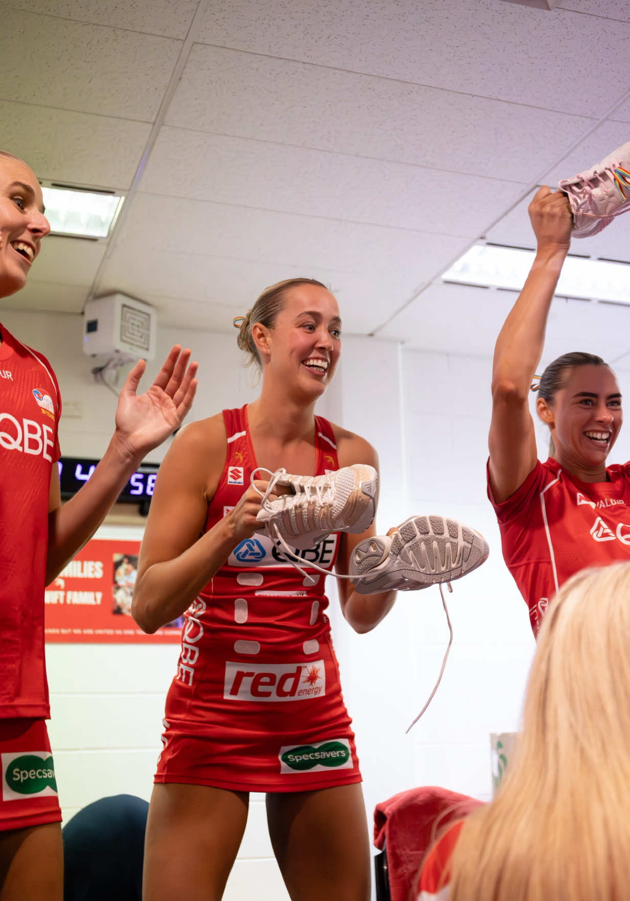 @nswswifts