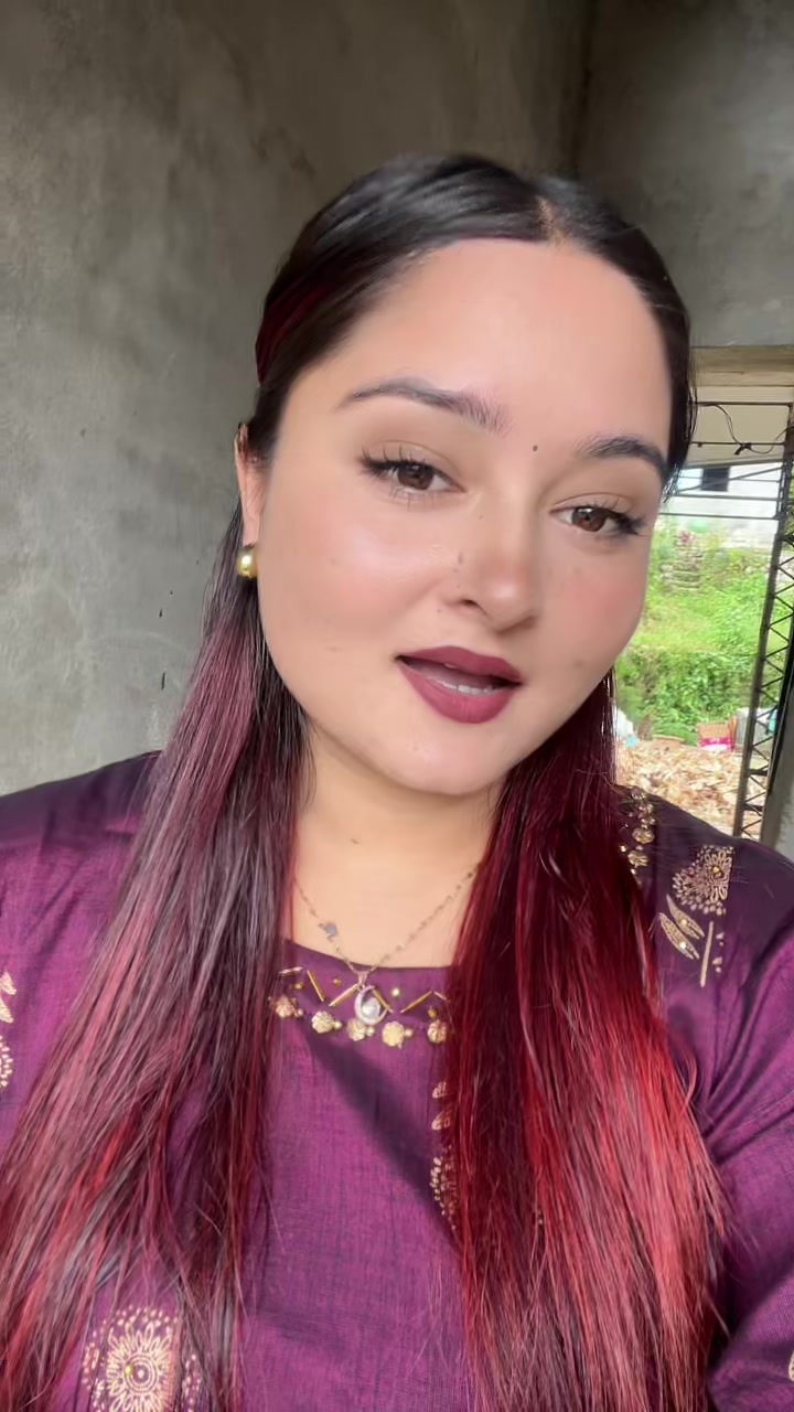 @Gudiya🖤