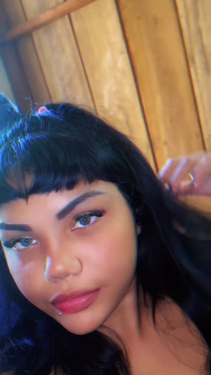 @emilly alvass
