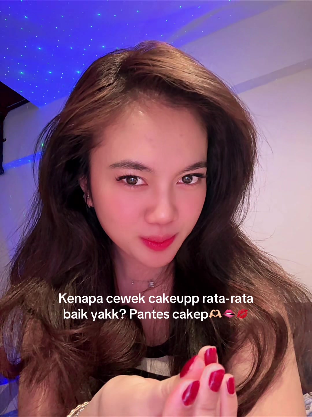 @AGNESSTANIA