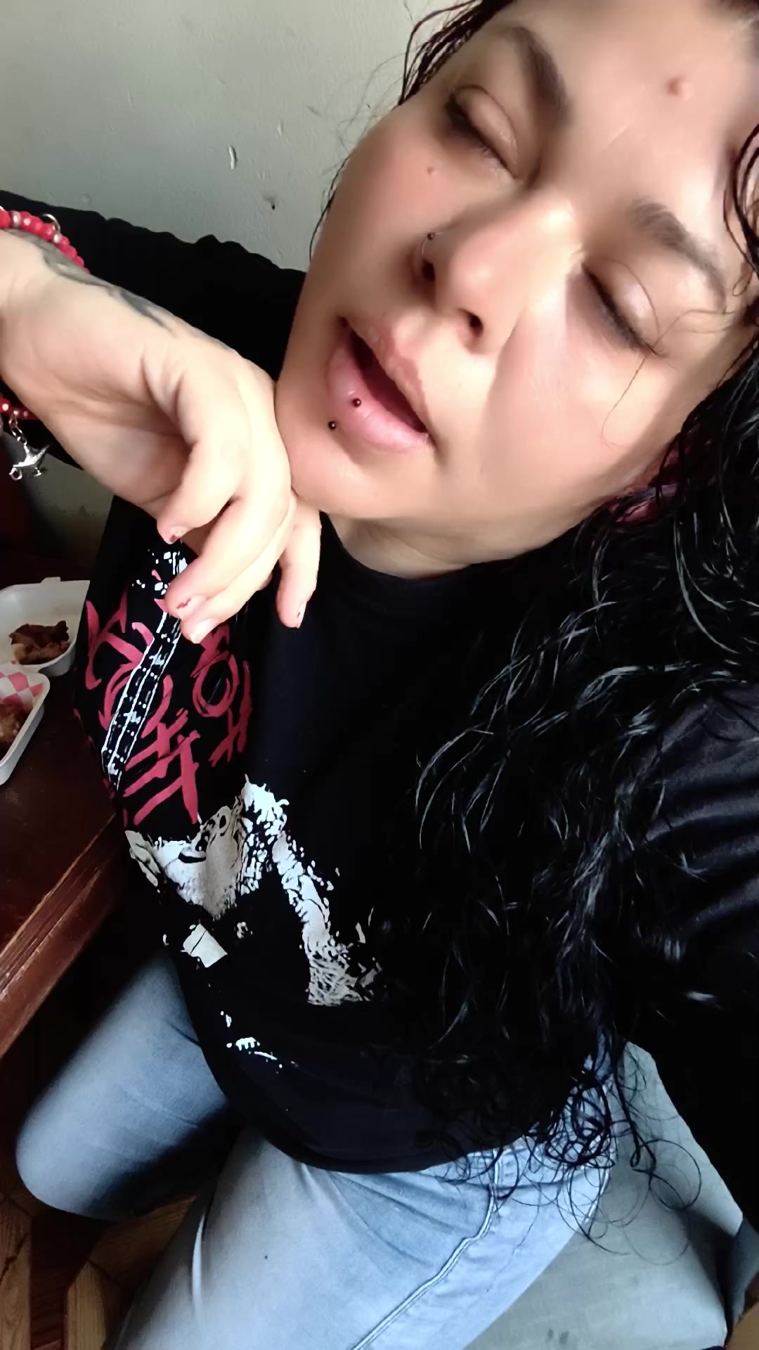 @ojitos  🌻🖤