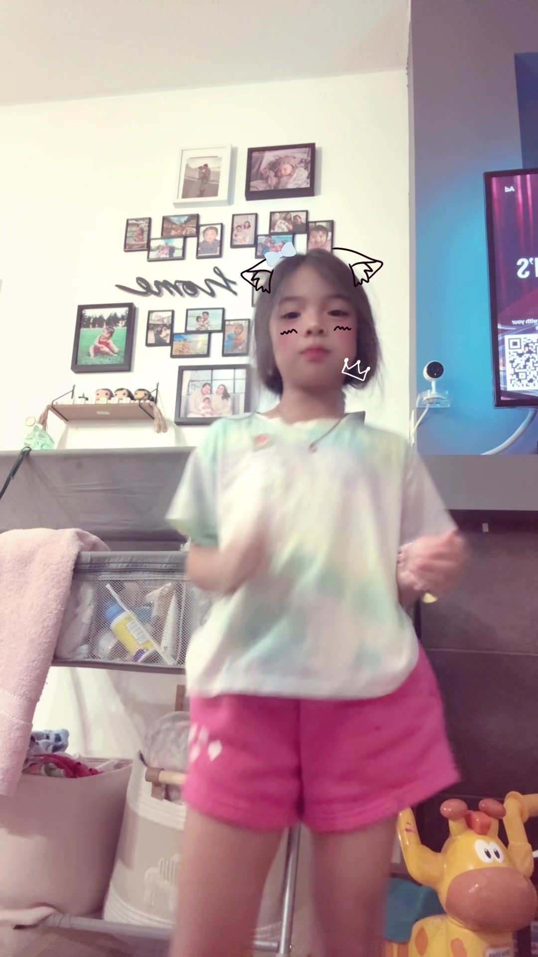 @DHEN ◡̈