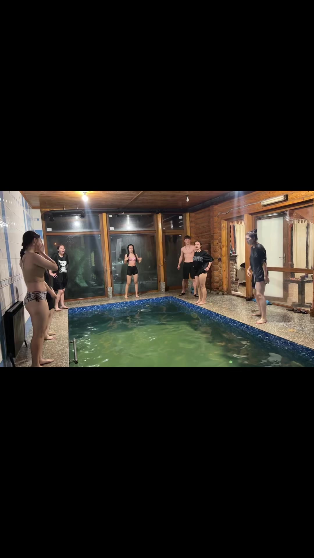 @нюта