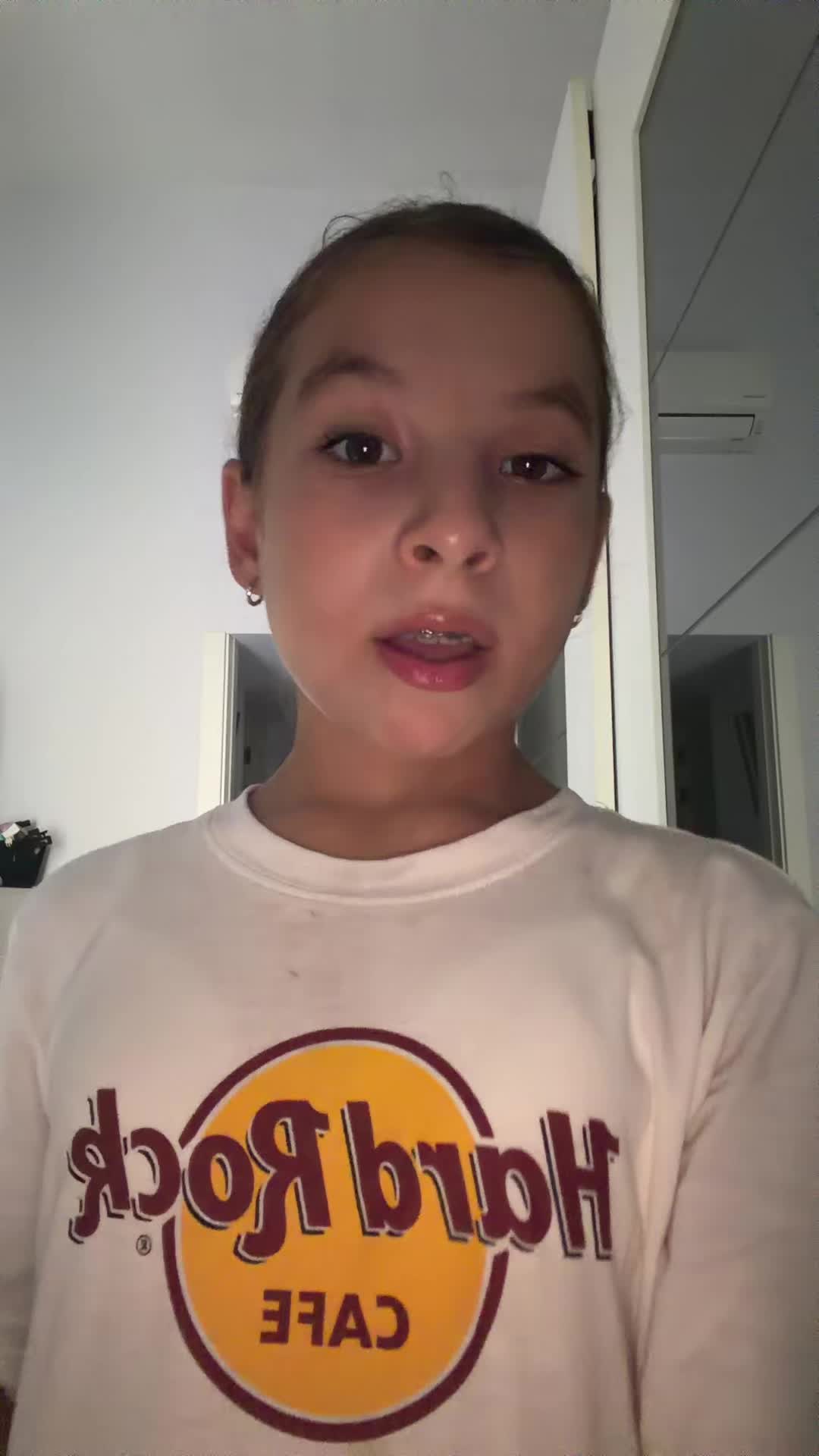 @Sofy_spamm