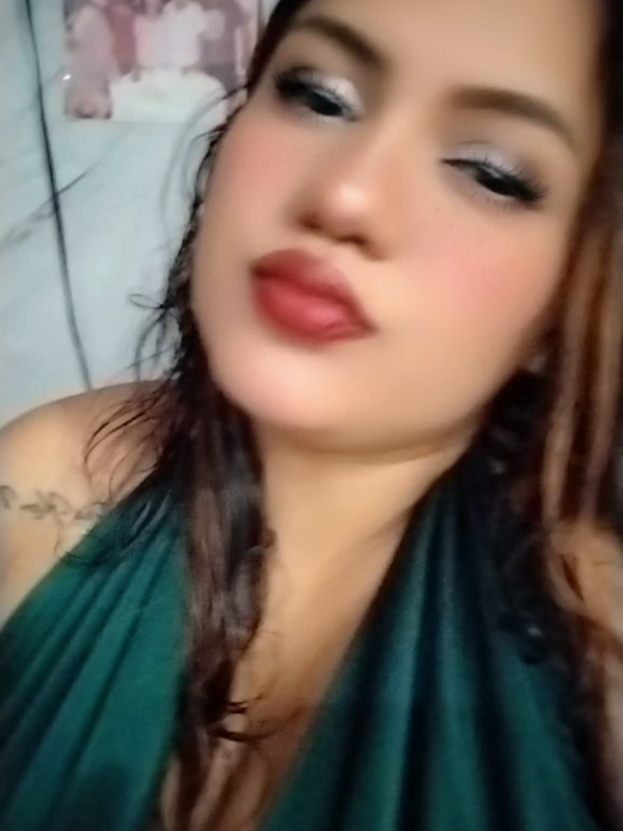 @Kerlly Correa✨️💋
