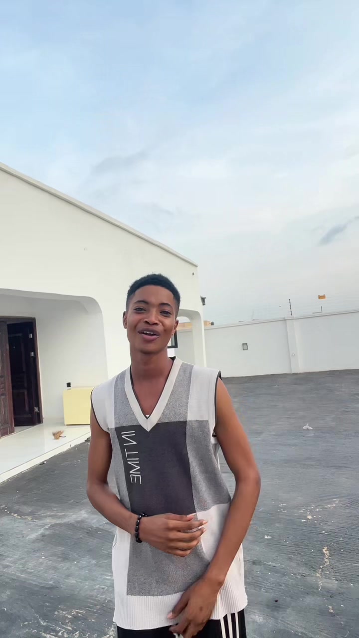 @UMAR💫✨