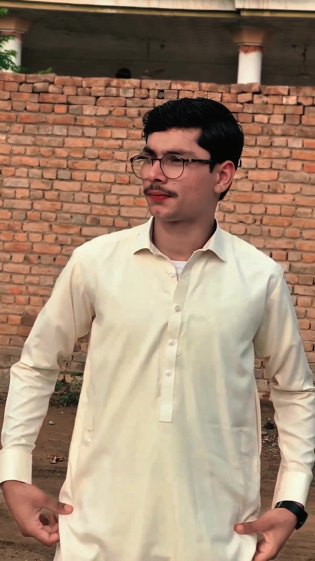 @🅥 بادشاہ MANDURI KING