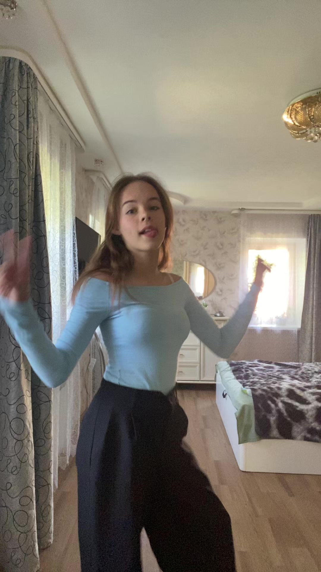 @…….