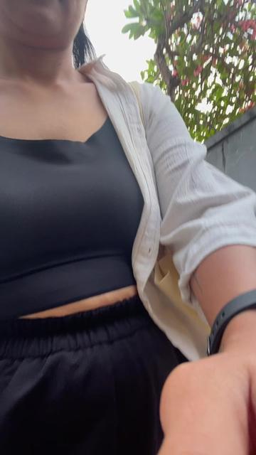 @paullina.
