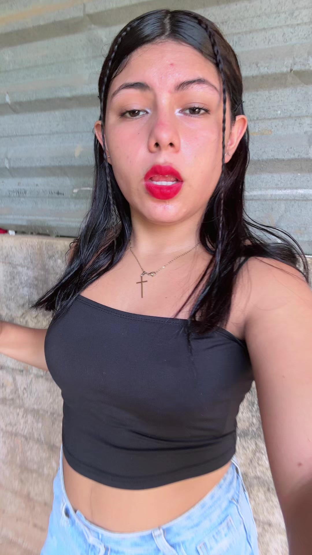 @roussanchez22