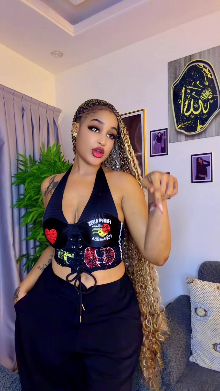 @La jolie 🇬🇦🇸🇳
