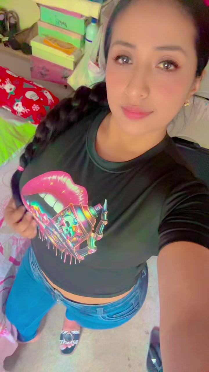 @Mishel 😈🦋❤️