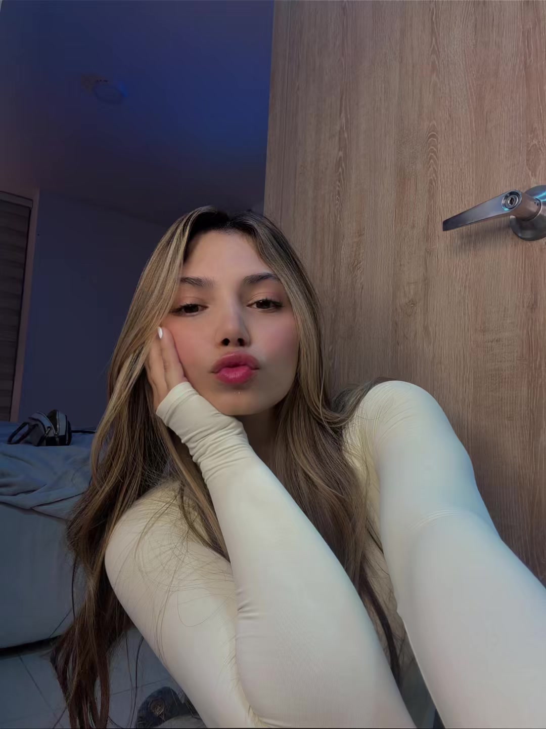 @IsaGonzales❣️