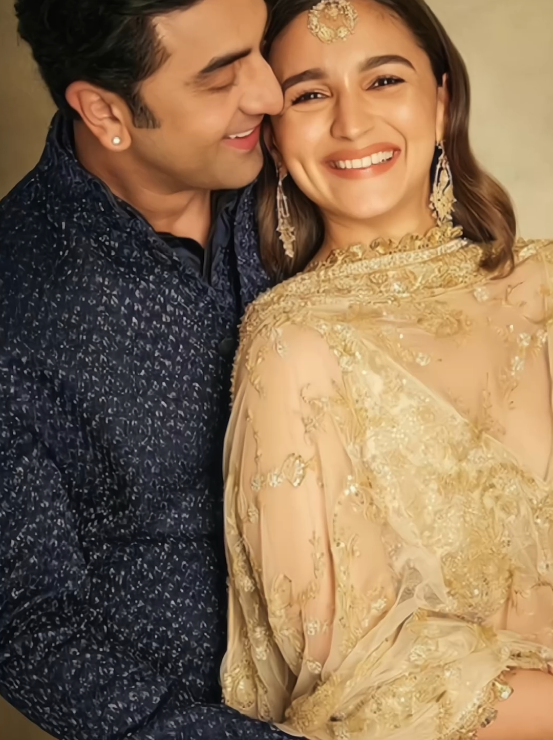 @BollyLovers