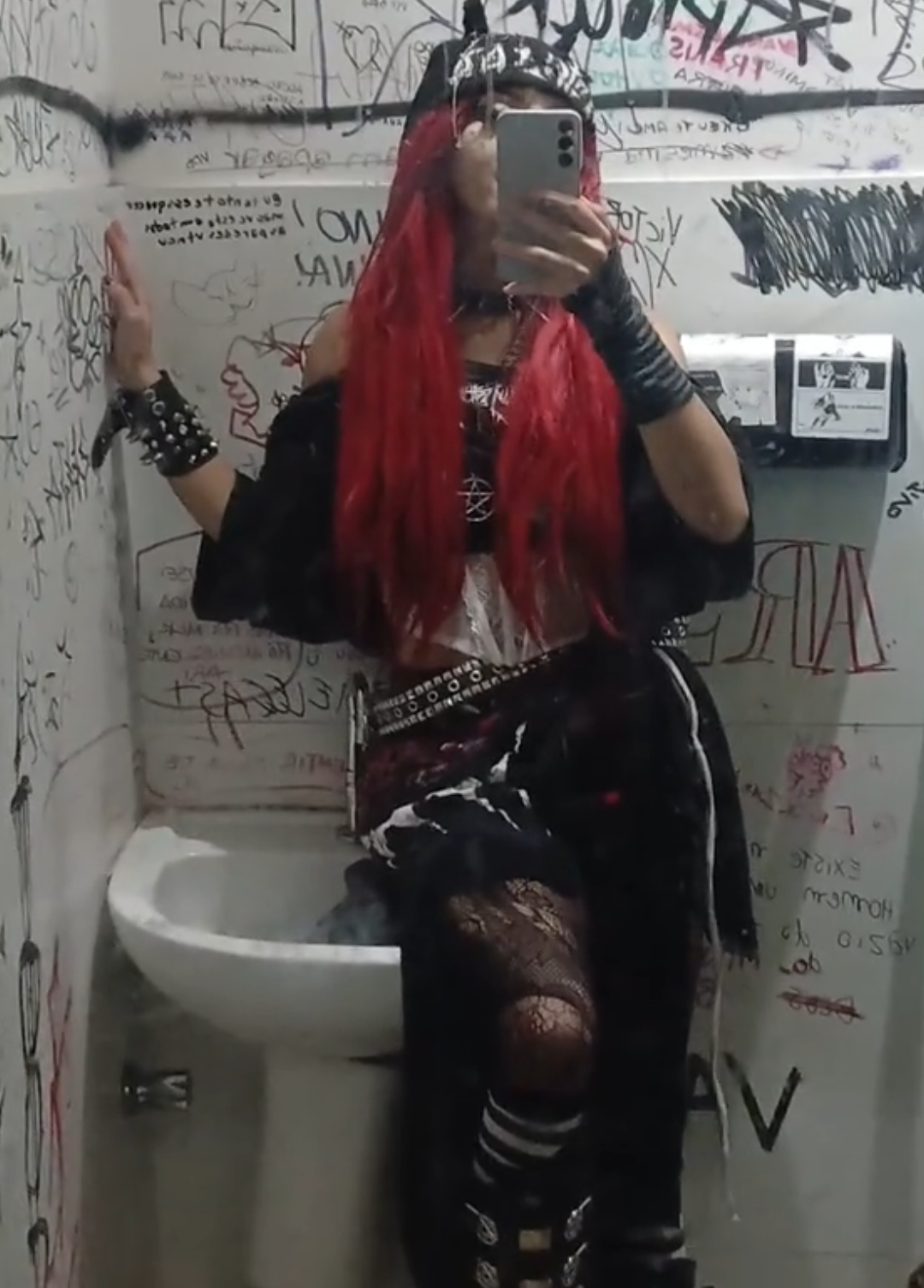 @MAKIYYU