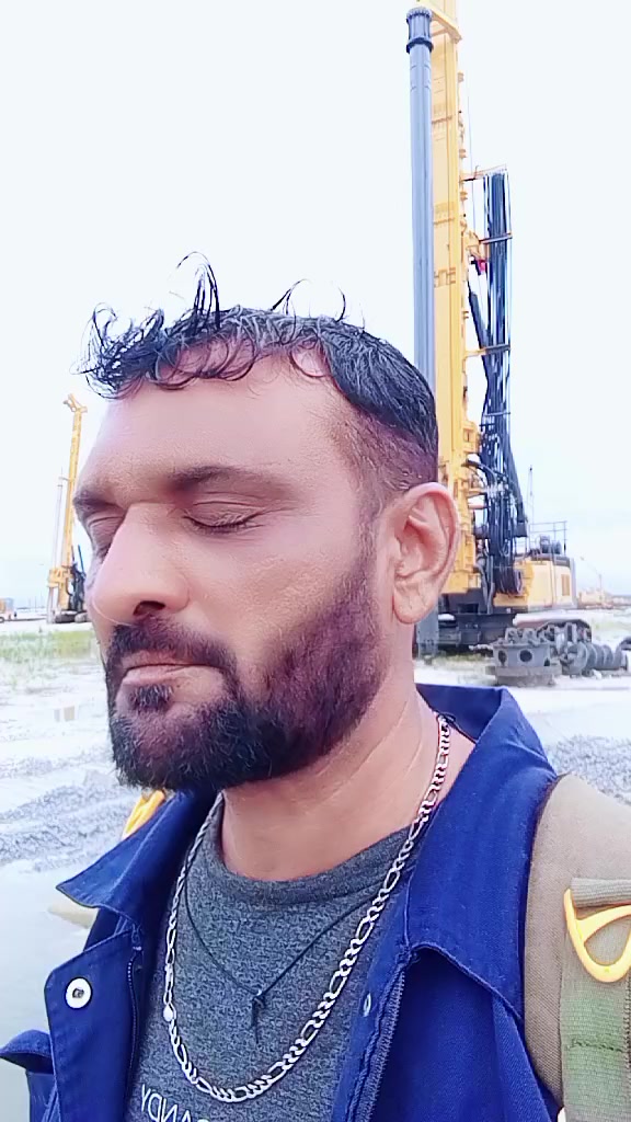 @Dil thi jamnagar 🤟