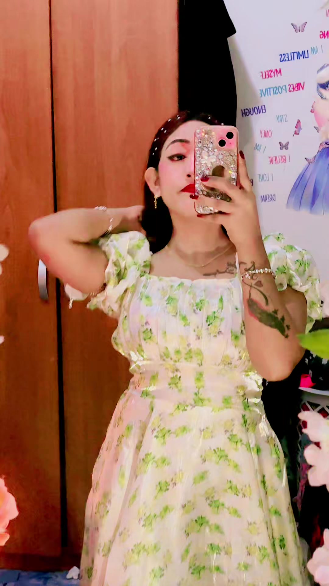 @Mimi ميمي