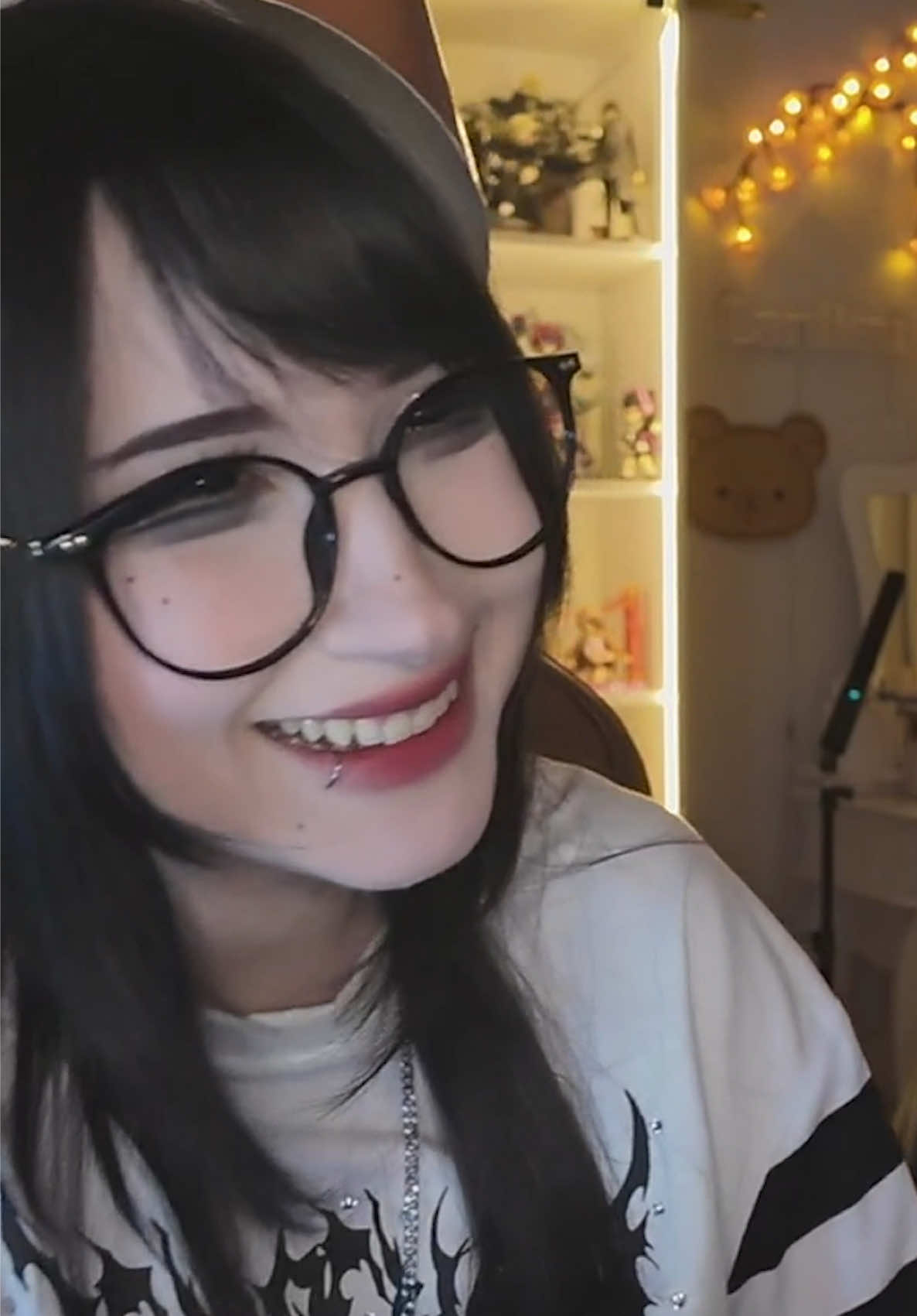 @Laniisu