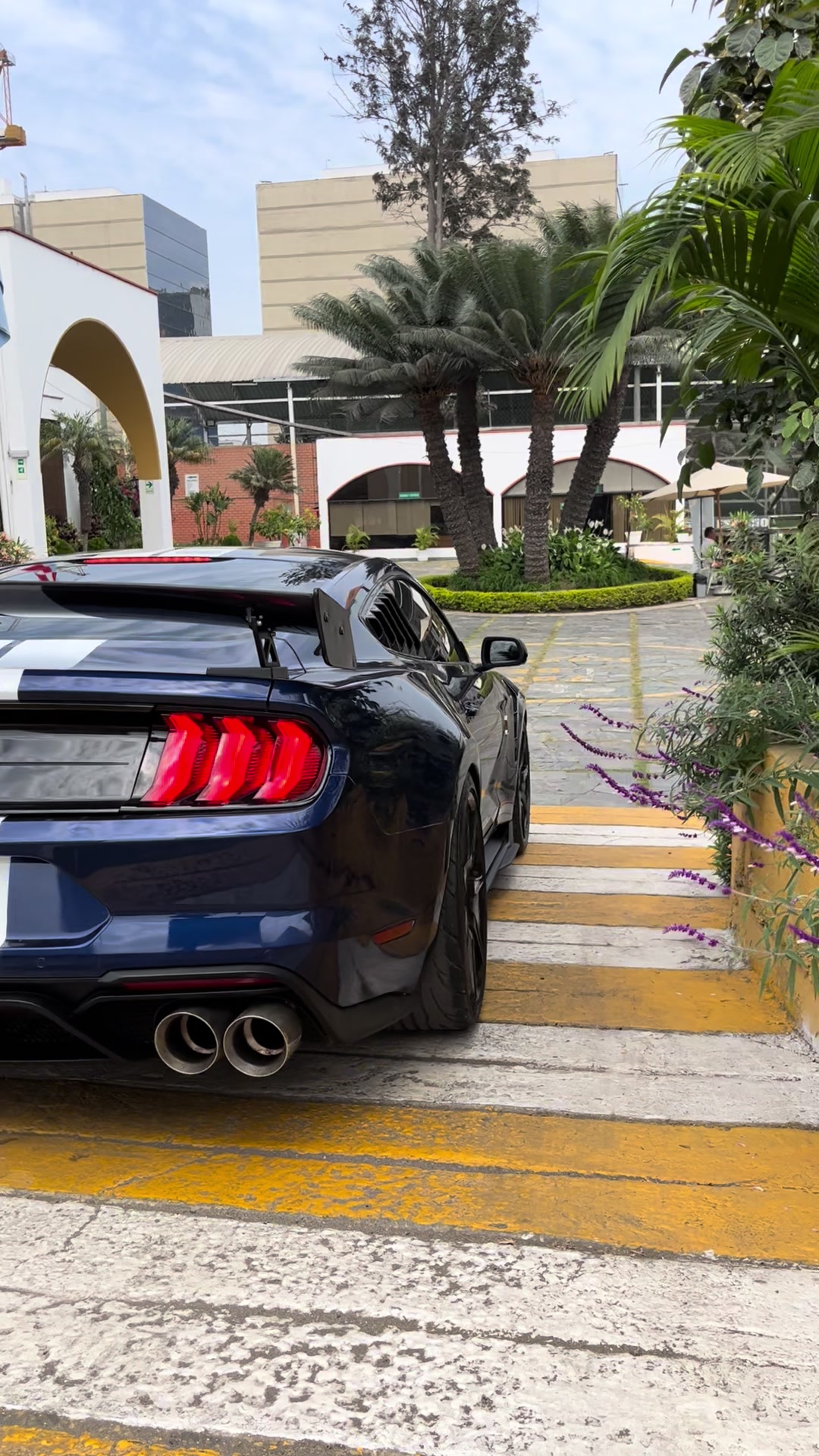 @Autos Americanos Perú