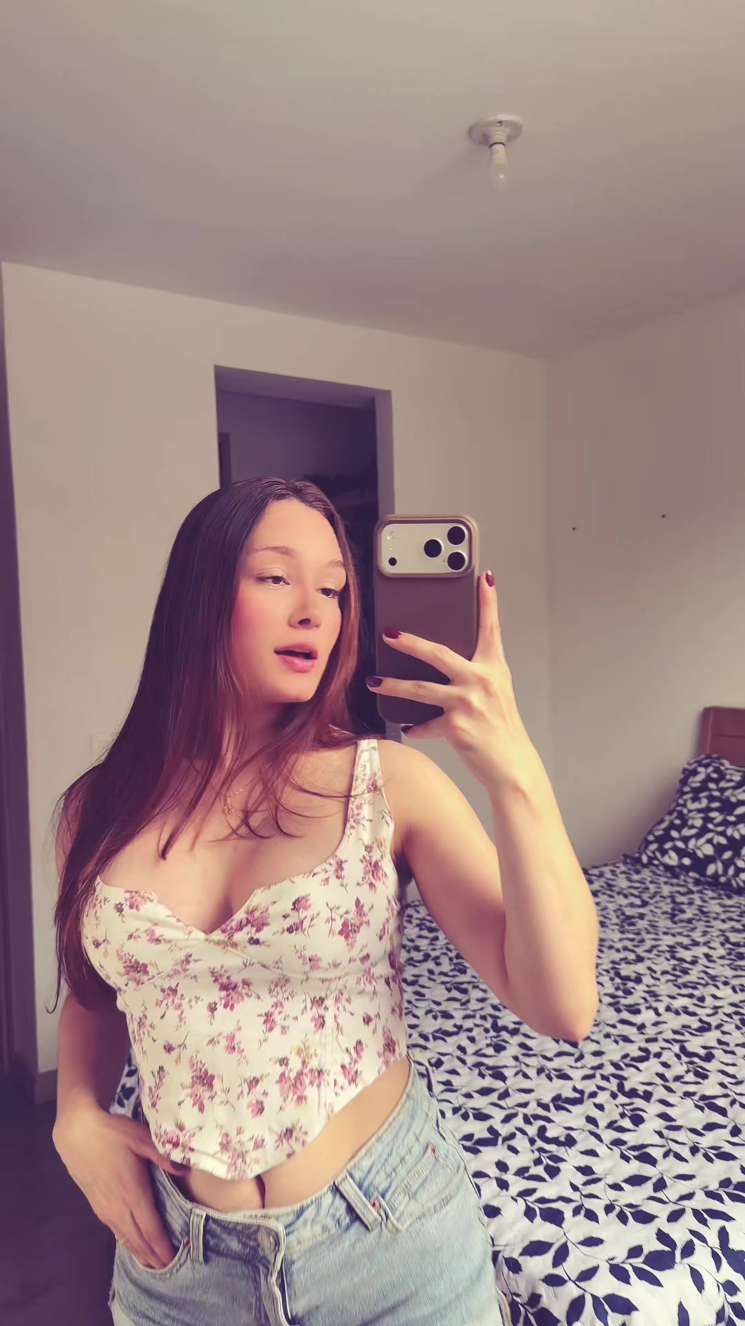 @Laura Velasquez