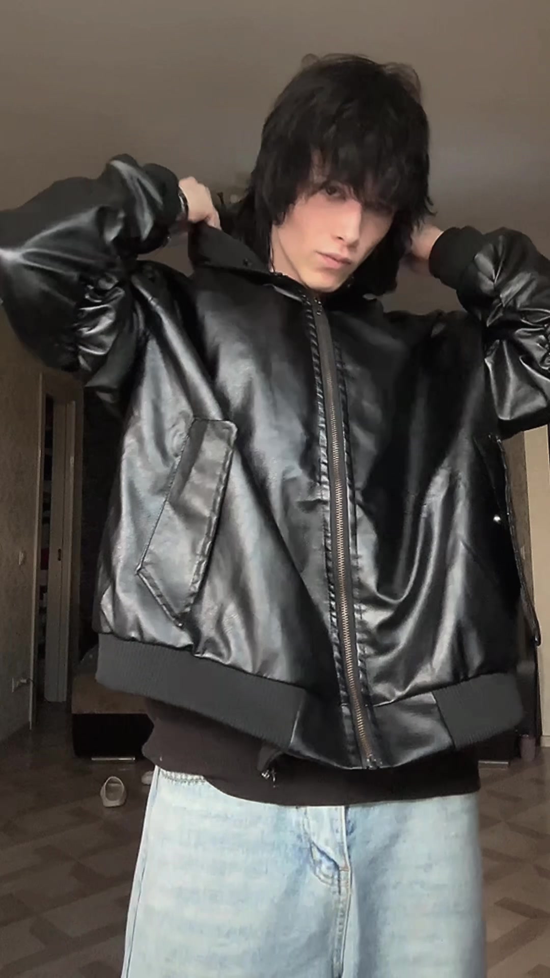 @KIRA👾