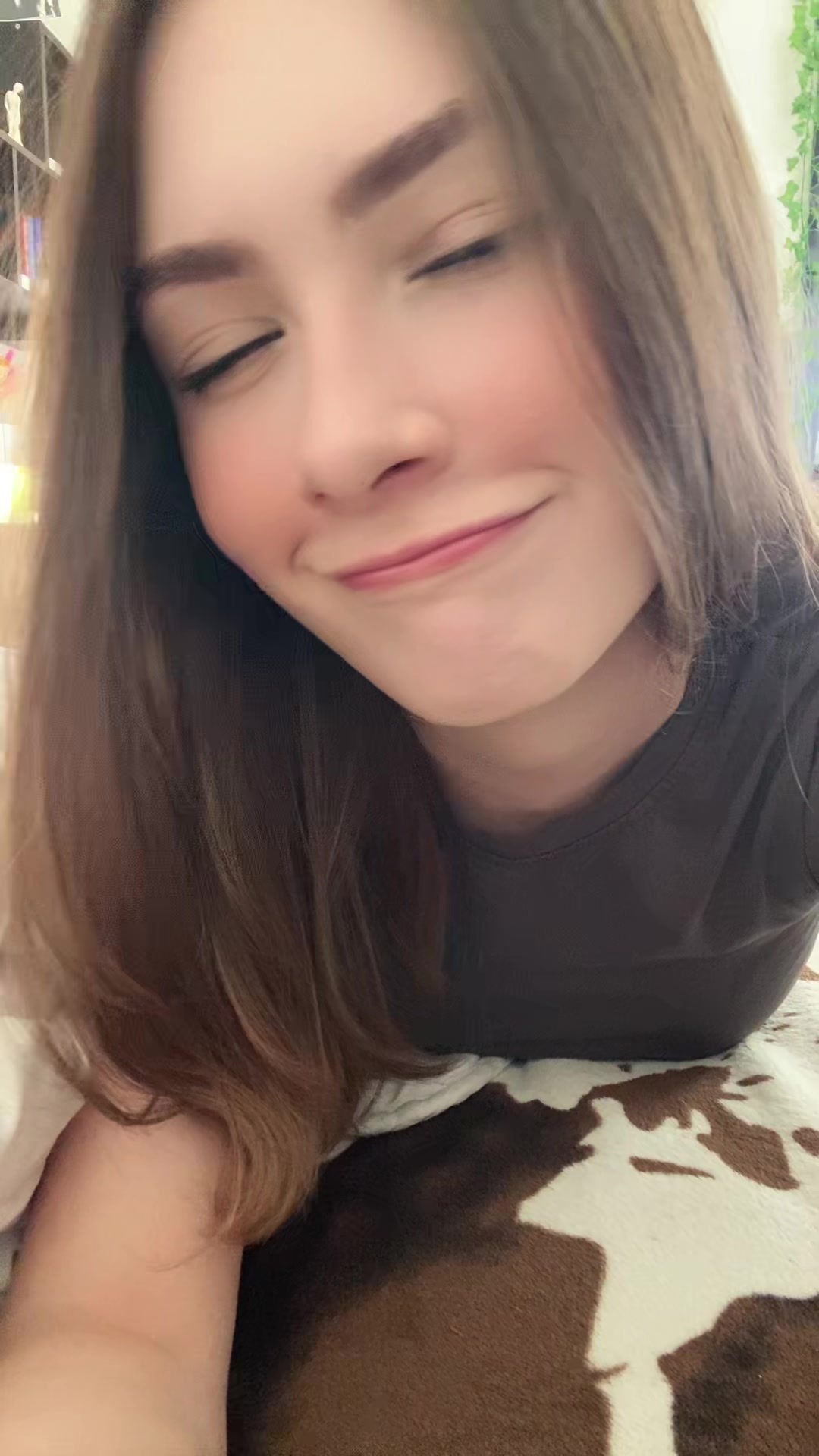 @_littleannenkova
