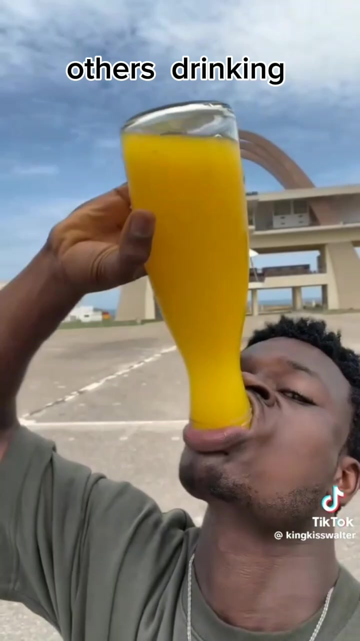 @🌴Nōbõdy🌴x
