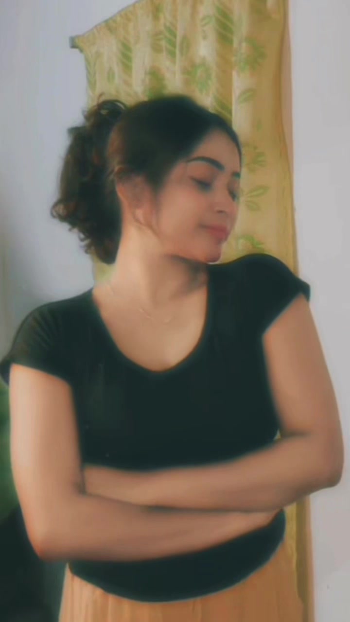 @Hiru_abedeera👑
