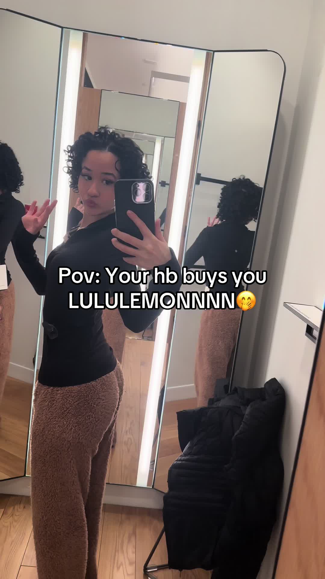 @yanelli