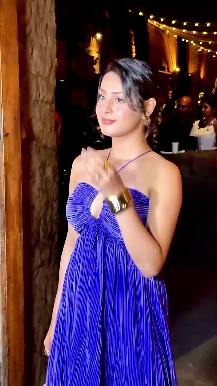 @Bollywood masala👌