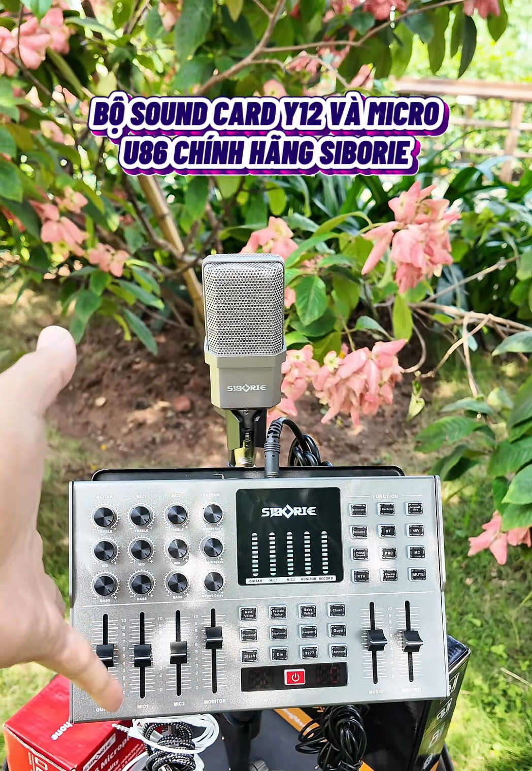 @𝕃𝔼𝕋&rsquo;𝕊 𝕃𝕌𝕏𝕌ℝ𝕐