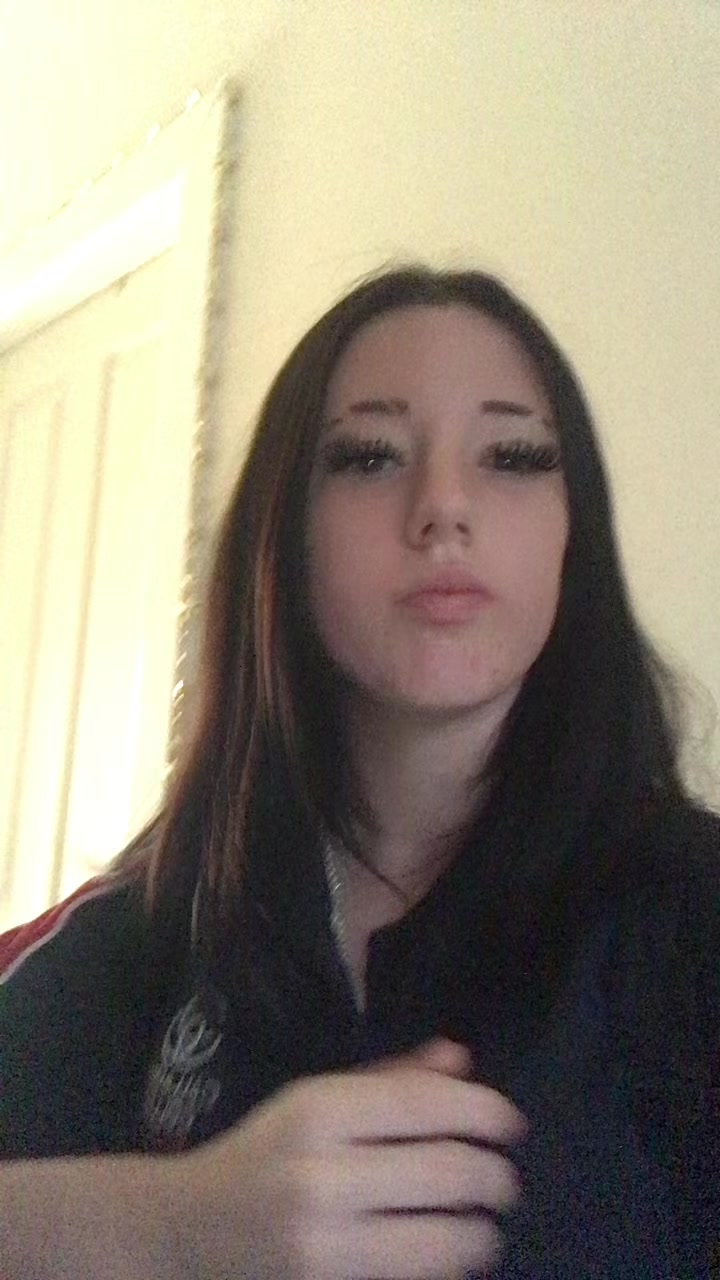 @Jaidah ⦯⃦̩∩⃥̸⃡⦮⃦̩