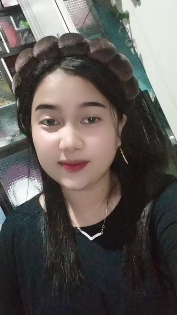 @Dyahh