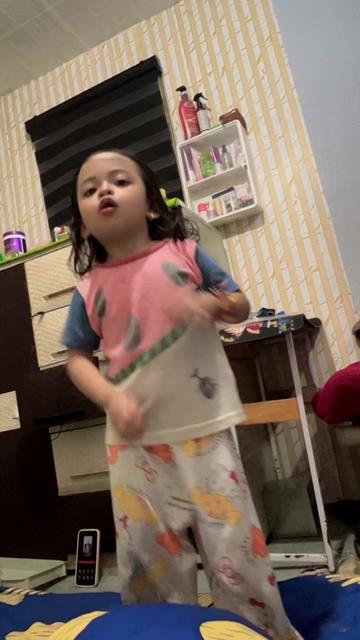 @Jomaria 👩&zwj;👧&zwj;👦
