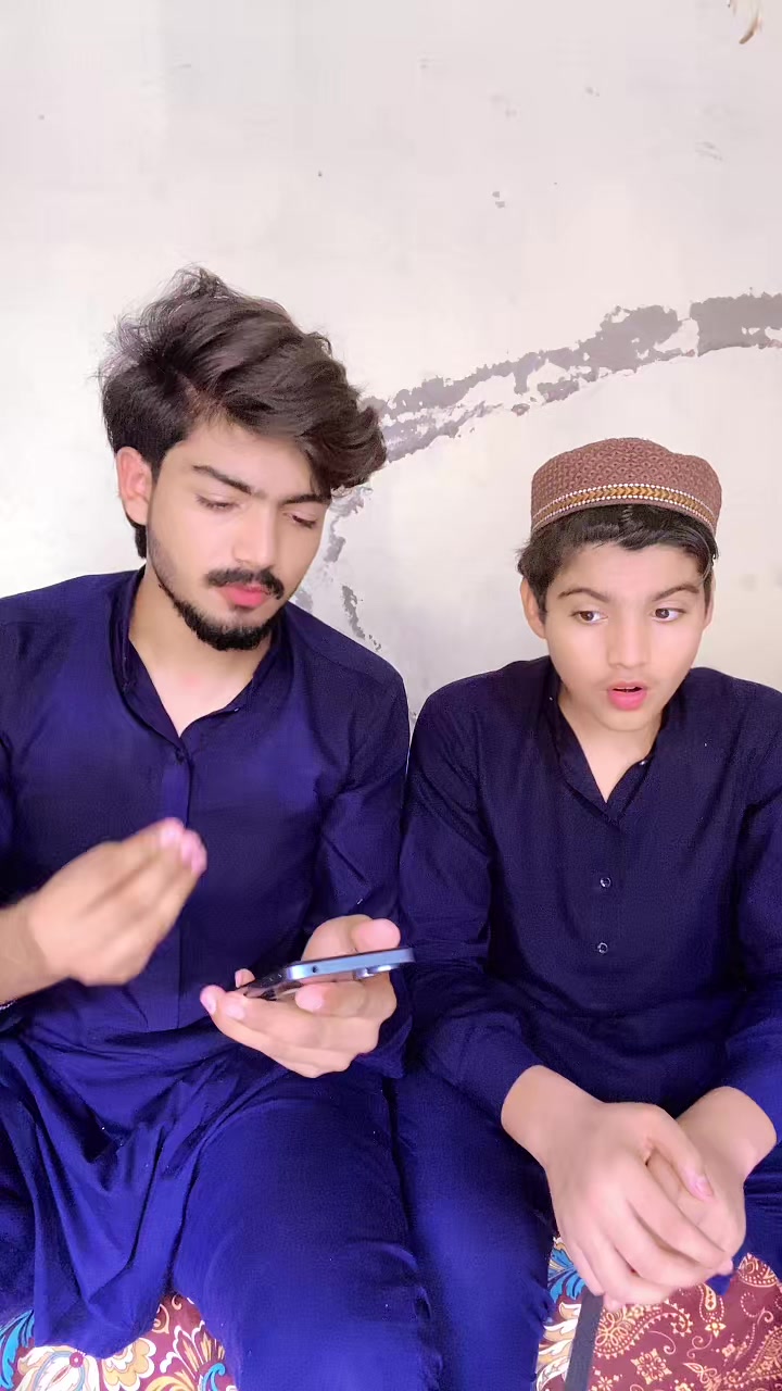 @cute bacha