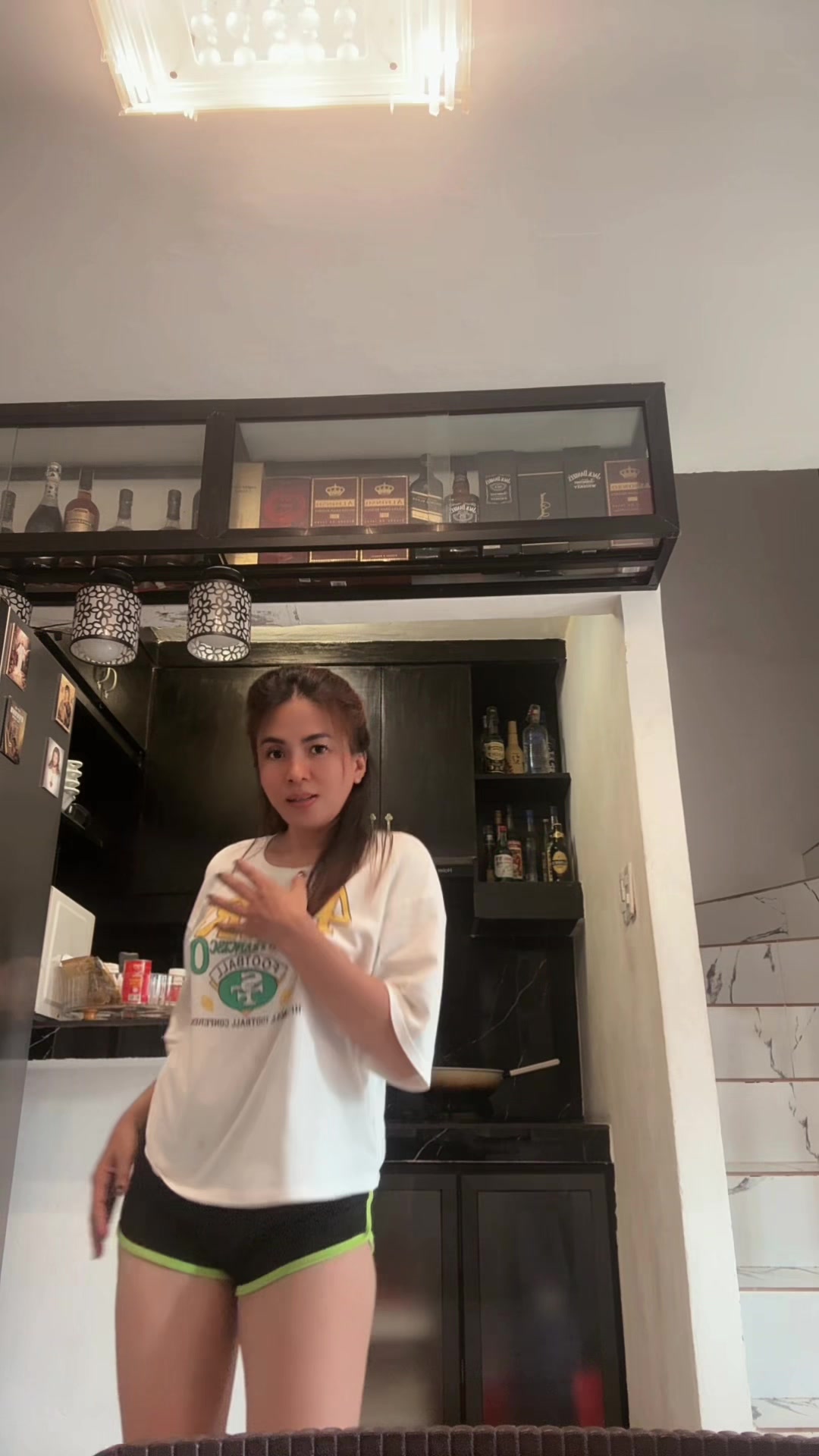 @NIKKI ☕️