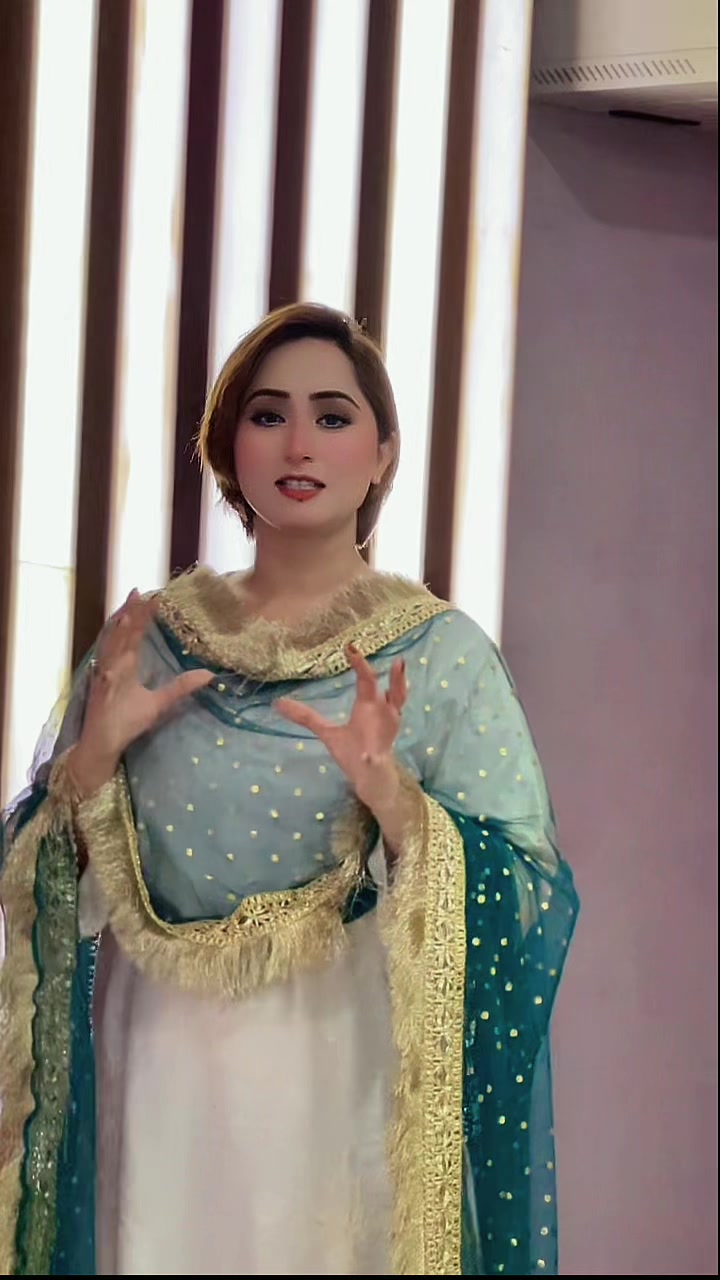 @Morning show Host Mehwish ch