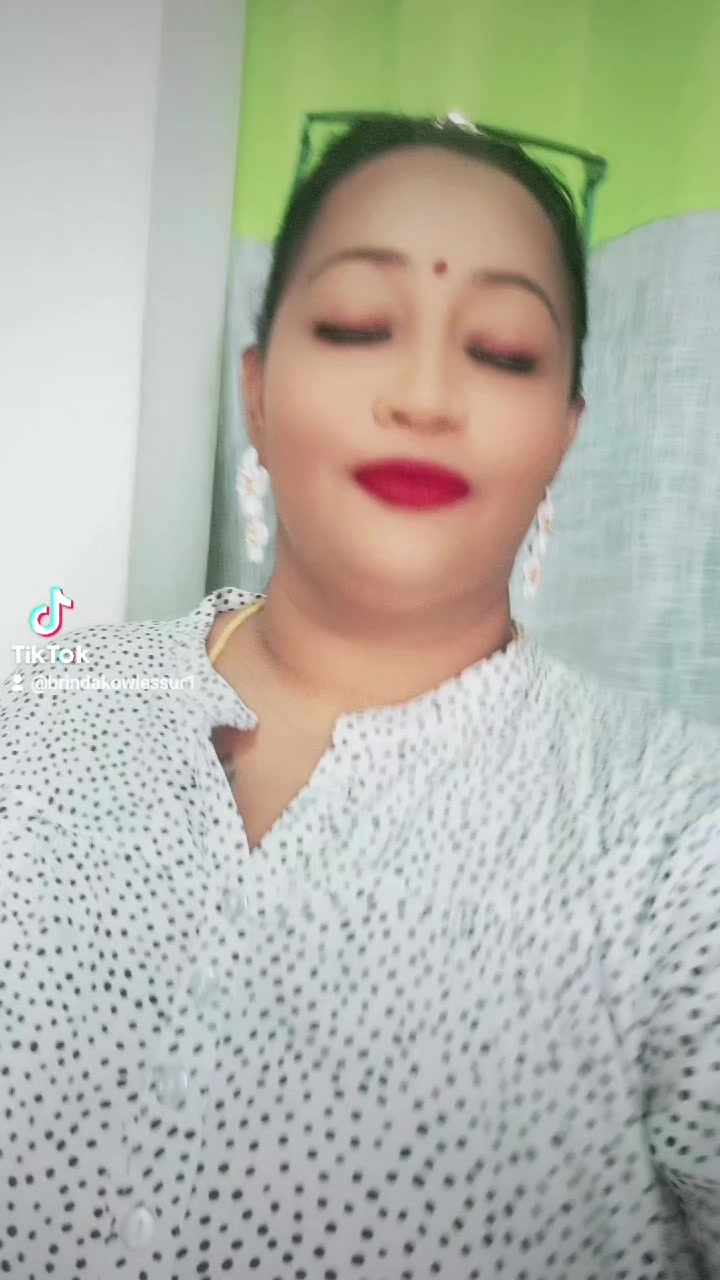 @Brinda_๐