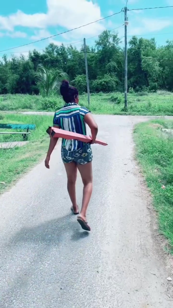 @naleenie Ramharack