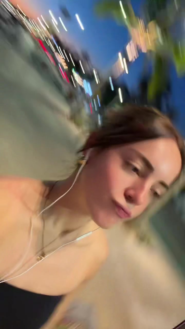 @1.00.a.m.
