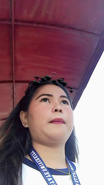 @Ms. cherry 🍒