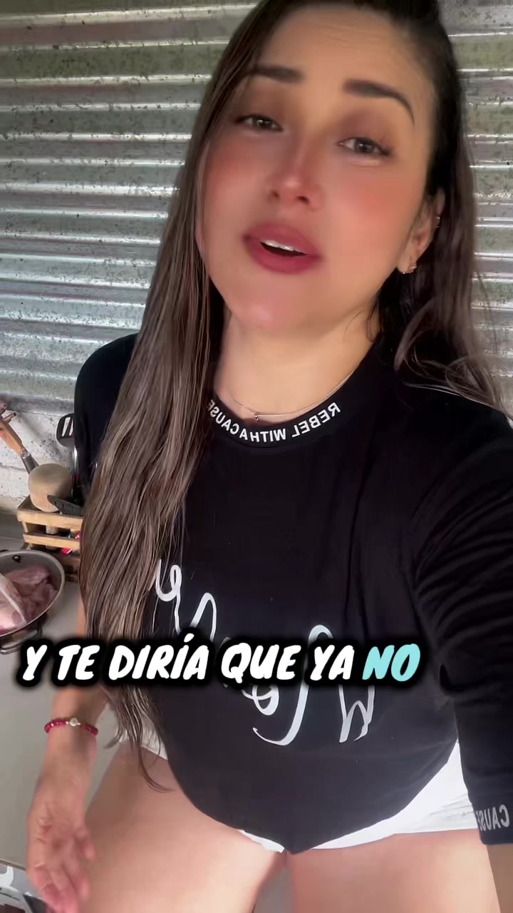 @𝕮𝖍𝖎𝖔 𝕰𝖓𝖈𝖆𝖑𝖆𝖉𝖆 🌻🌵