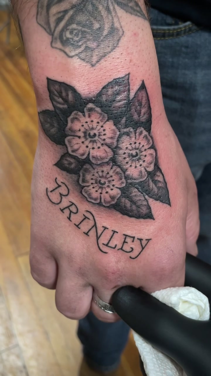 @Brandon Kemp Tattoo