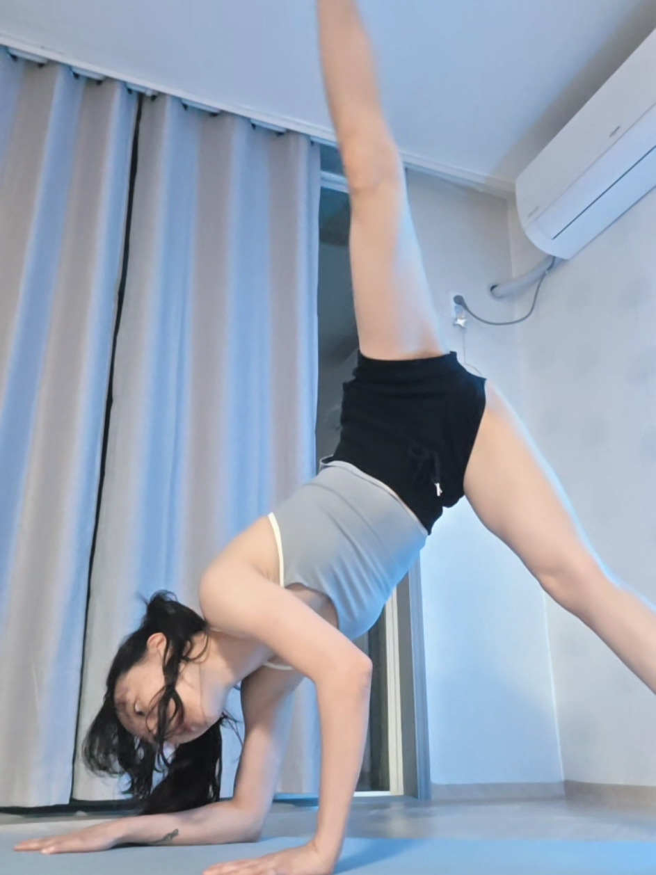 @희안한 회안Gray eye