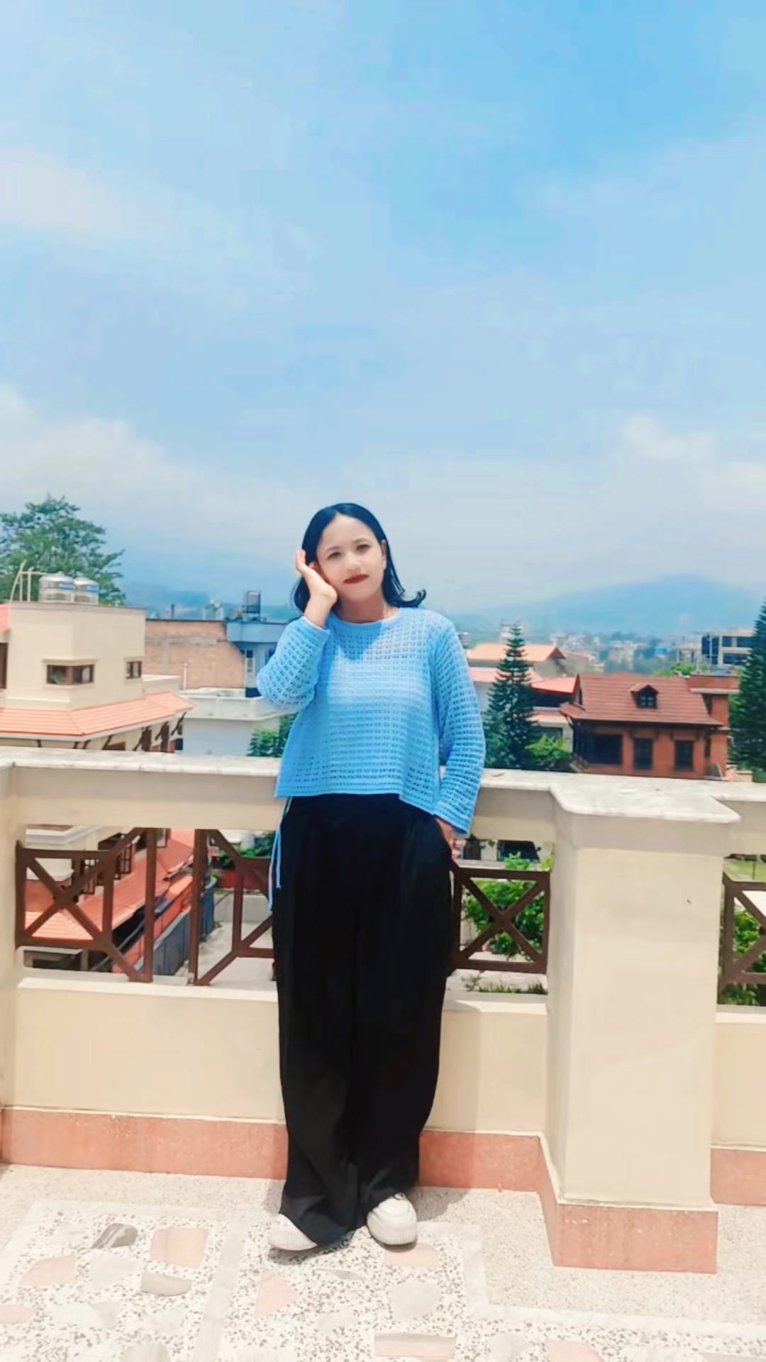 @samjana 👩&zwj;❤️&zwj;💋&zwj;👩💋💋💋