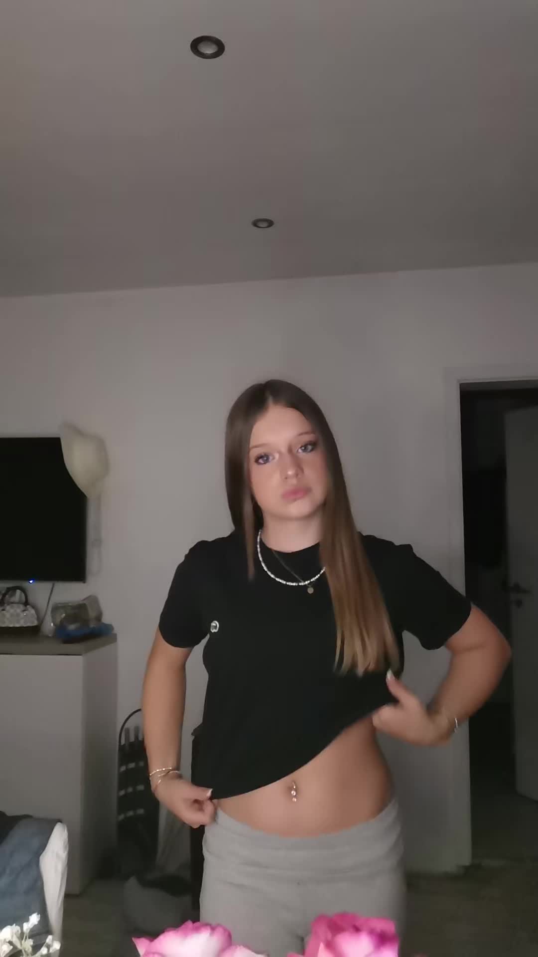 @𝓜𝓲𝓵𝓪 ꨄ