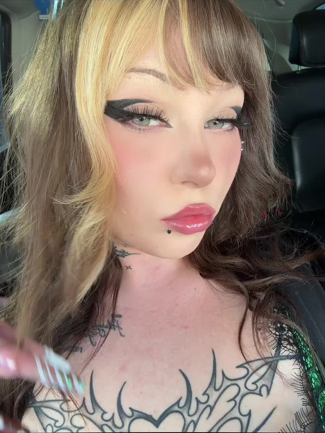 @tatted.baddie