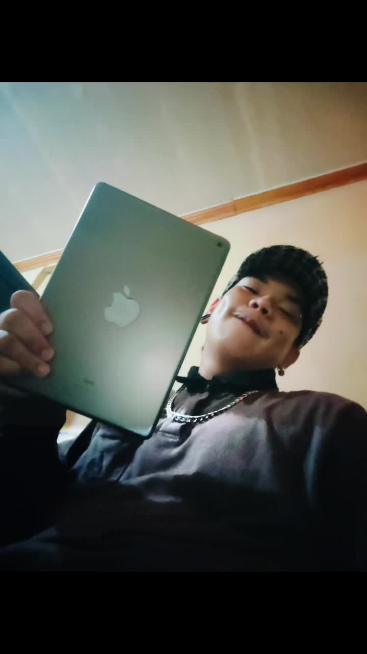 @ᘹᒸᓍᕓᓲᔜ ᑷᒸᕱᙥᕱ