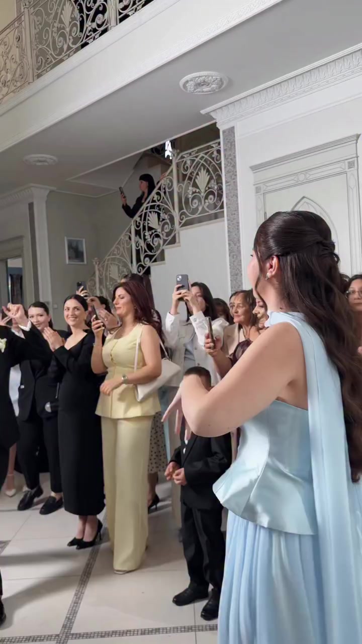 @arm.wedding